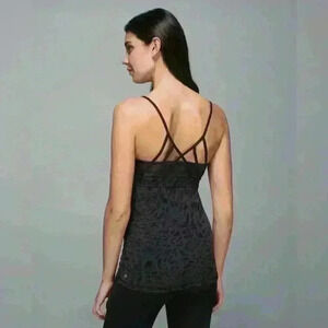 Lululemon Just Breathe Tank/size 6 
Animal Swirl Deep Coal Black